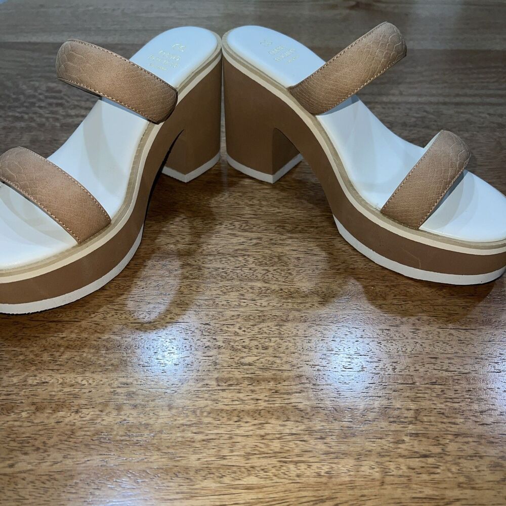 Oasis Society California Sienna Tan Double Strap Platform Slide Sandals Size 10 - Picture 4 of 11